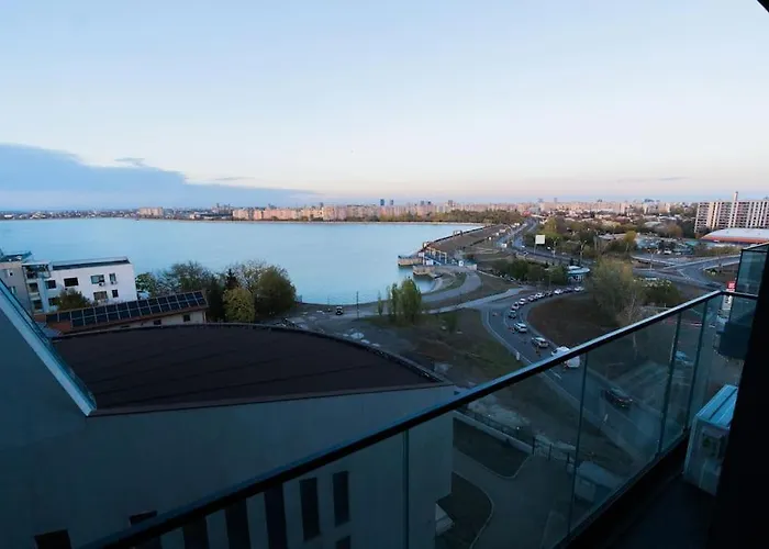 House By The Lake 7 Bucureşti